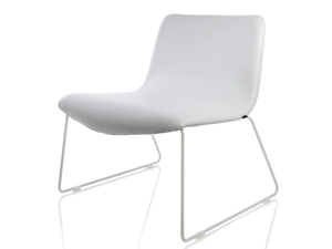 AMARCORD - Sled base upholstered leather easy chair _ ALMA DESIGN